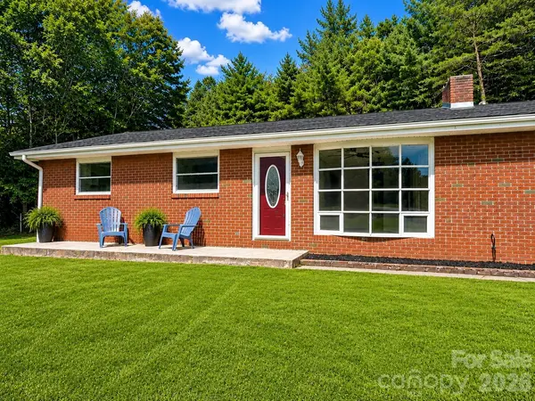 651 Case Cove RD, Candler, NC 28715