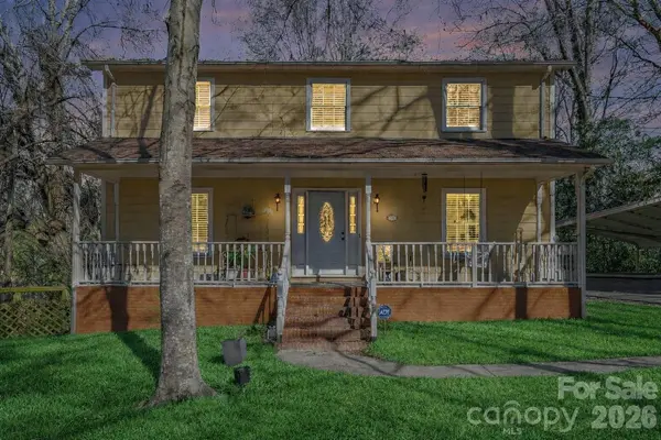 7144 CHAPPARALL LN, Charlotte, NC 28215