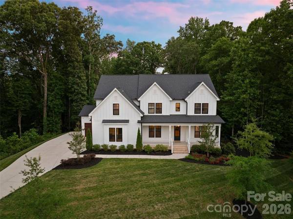 144 Walking Horse TRL, Davidson, NC 28036