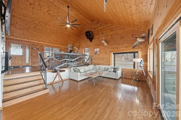 6500 Burkemont RD, Morganton, NC 28655