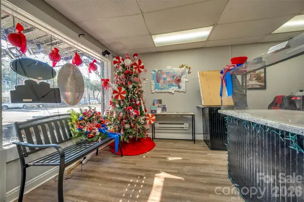 155/157 E Main ST, Forest City, NC 28043