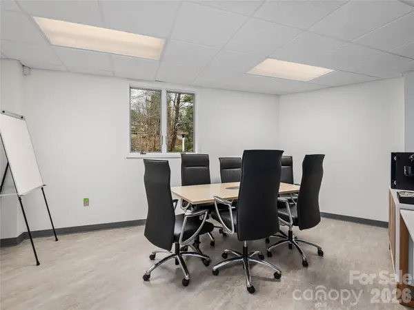 7 Mcdowell ST #100/300, Asheville, NC 28801