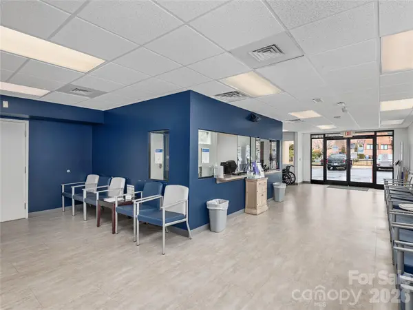 7 Mcdowell ST #100/300, Asheville, NC 28801