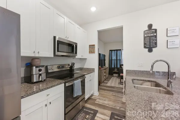 609 N Mulberry ST, Statesville, NC 28677