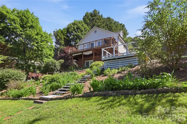 105 Mountain Aire DR, Stony Point, NC 28678