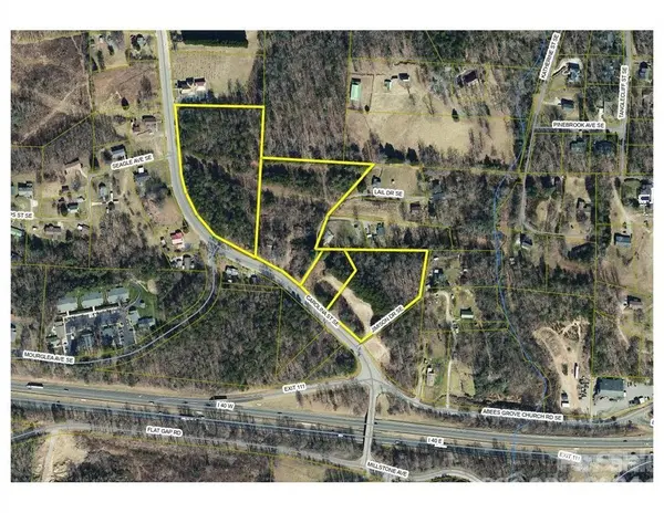 1403 Carolina ST SE, Valdese, NC 28690