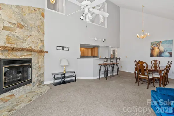 299 Blue Ridge DR S #3, Marion, NC 28752