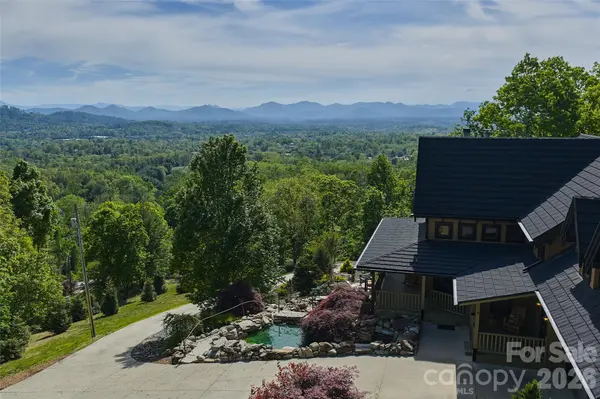 112 Hamburg Mountain RD, Weaverville, NC 28787