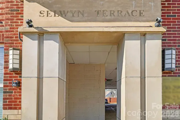 2952 Selwyn AVE #203, Charlotte, NC 28209