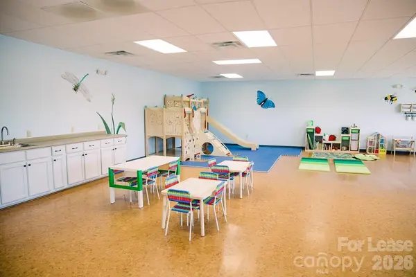 4 S Tunnel RD #700, Asheville, NC 28805