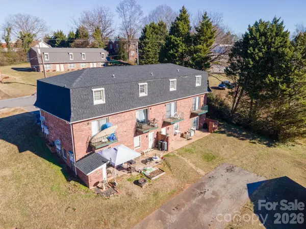 18 Berkley AVE, Granite Falls, NC 28630
