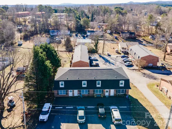 18 Berkley AVE, Granite Falls, NC 28630