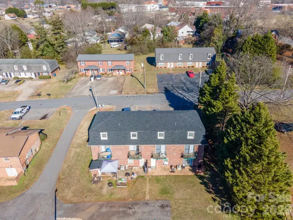 18 Berkley AVE, Granite Falls, NC 28630