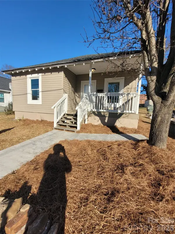 508 N Apple ST, Gastonia, NC 28054