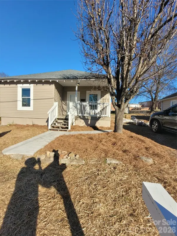 508 N Apple ST, Gastonia, NC 28054
