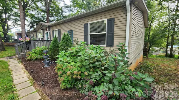 67 Indian Trail RD, Candler, NC 28715