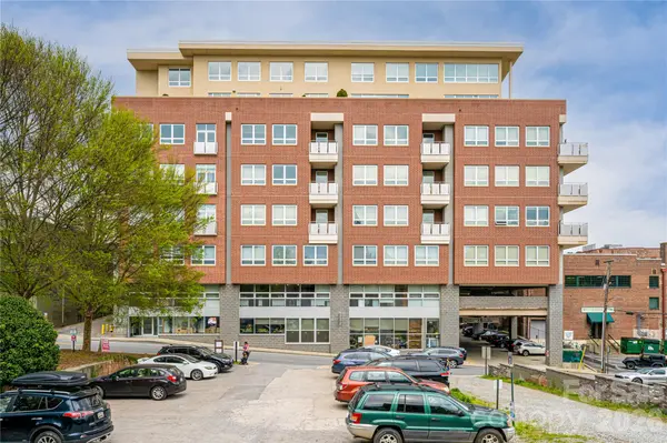 12 S Lexington AVE #402, Asheville, NC 28801