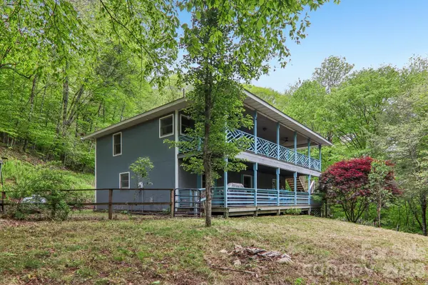 210 Spring Valley DR #624 & 625, Mars Hill, NC 28754