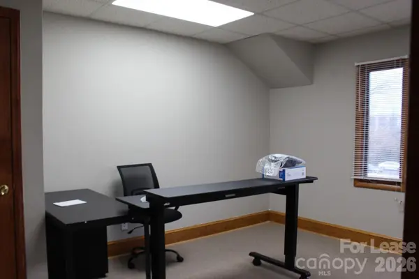 10718 Carmel Commons BLVD #230, Charlotte, NC 28226
