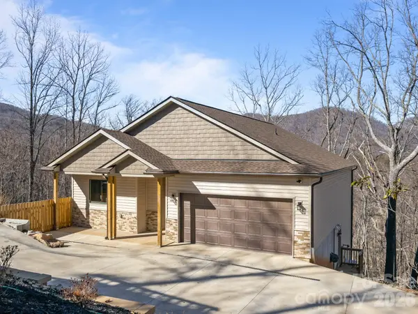 225 Aurora LN, Tryon, NC 28782