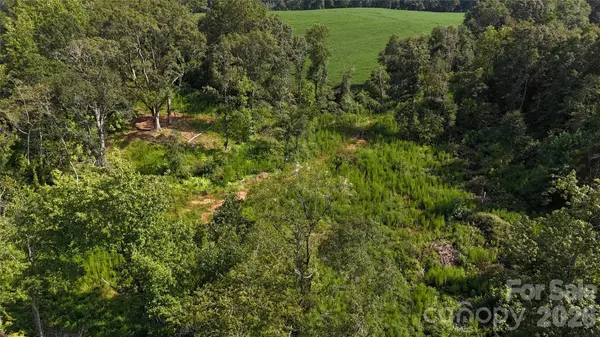 134 W McBrayer LN, Mooresboro, NC 28114
