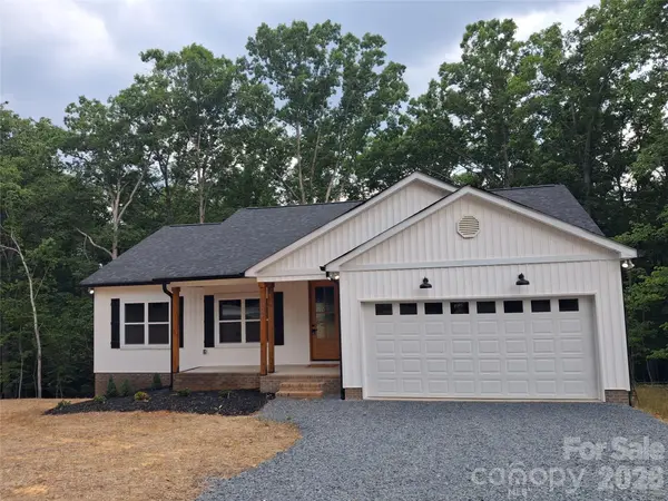 128 Hedgeline DR, Troy, NC 27371