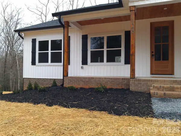 128 Hedgeline DR, Troy, NC 27371