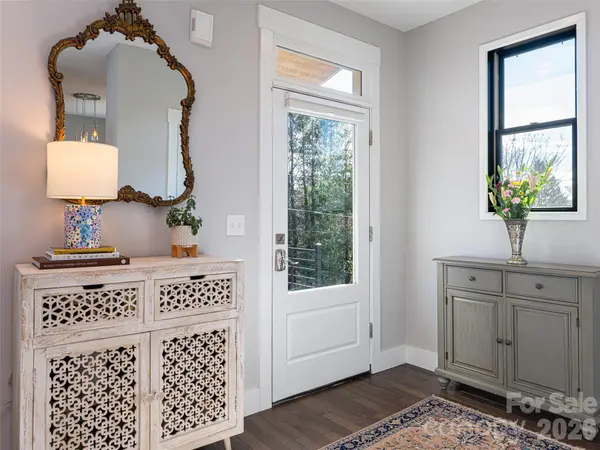 89 Vance Crescent EXT, Asheville, NC 28806