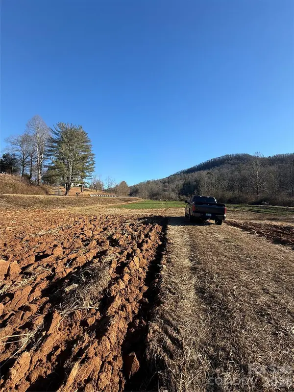 000 Old Fort Sugar Hill RD, Marion, NC 28752