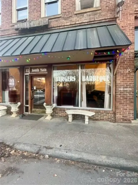 37 S Main ST S, Mars Hill, NC 28754