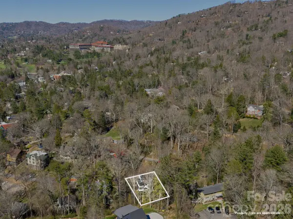 67 Cherokee RD, Asheville, NC 28801