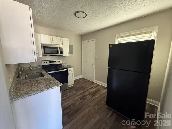 2225 Alma CT, Charlotte, NC 28206