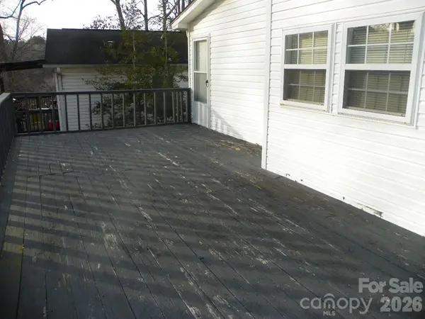 133 Pier AVE, New London, NC 28127