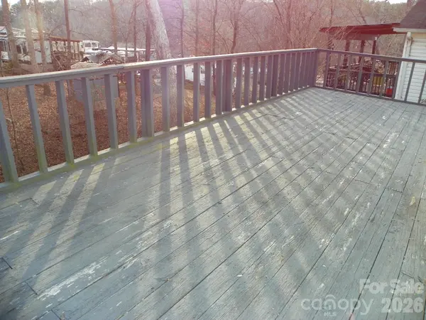 133 Pier AVE, New London, NC 28127