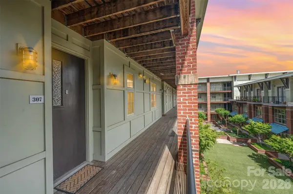 1101 W 1st ST #307, Charlotte, NC 28202