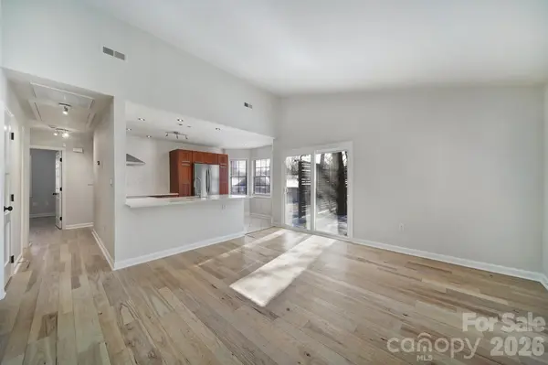 498 Glory CT, Fort Mill, SC 29715