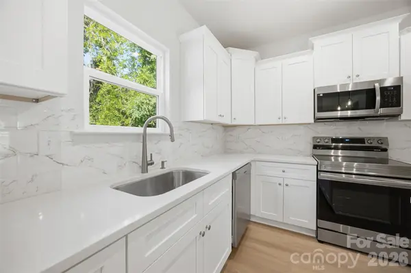 8425 Old Plank RD, Charlotte, NC 28216