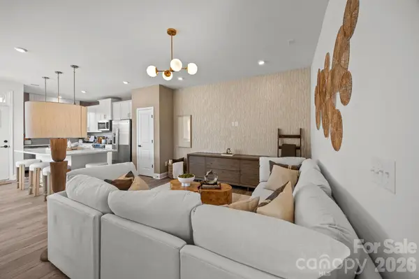 5020 Asher James LN, Charlotte, NC 28262