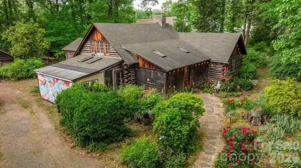2107 Mandarin BLVD, Charlotte, NC 28205