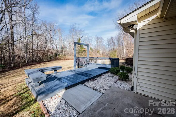 250 Eastwood Village DR, Bostic, NC 28018