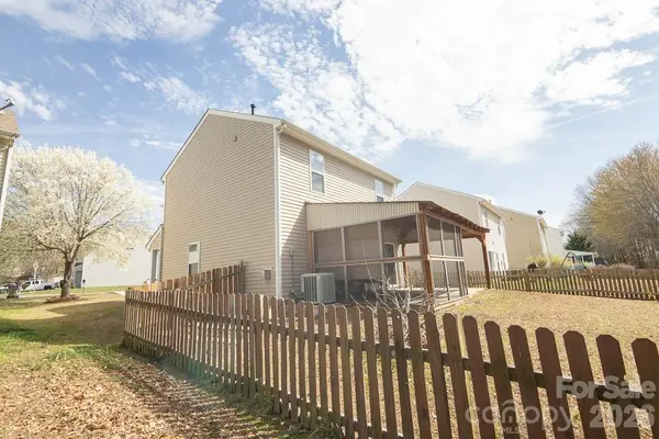 3733 Catawba Creek DR, Gastonia, NC 28056