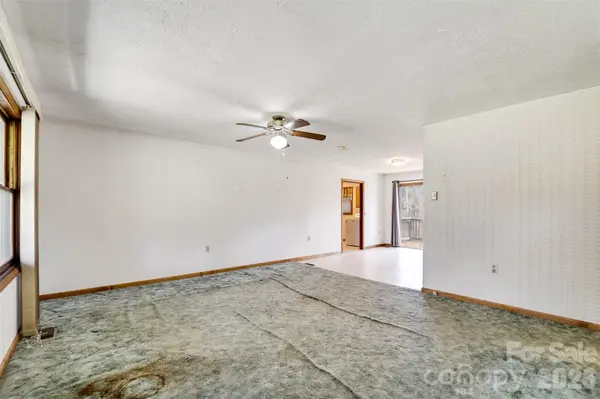 21 Queen ST, Sylva, NC 28779