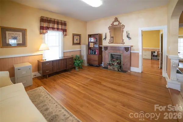 508 Mulberry ST SW, Lenoir, NC 28645