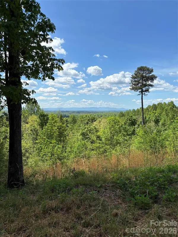 1234 Johns Ridge Pkwy #204DE, Lenoir, NC 28645
