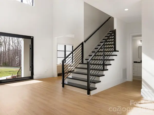 6017 Oxfordshire RD, Waxhaw, NC 28173