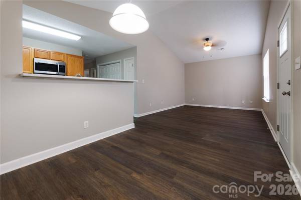 3208 Lasalle ST, Charlotte, NC 28216