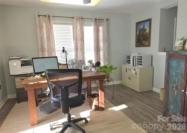 138 Old Wilkesboro RD, Taylorsville, NC 28681