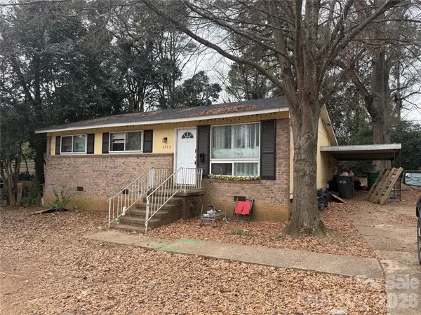 2732 Alleghany ST, Charlotte, NC 28208