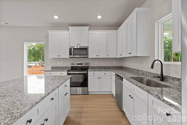 3610 Narrow DR, Charlotte, NC 28215