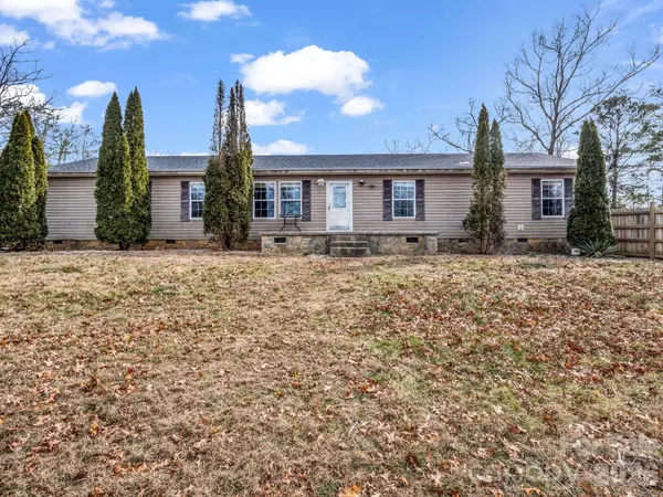 865 Boland DR, Lake Lure, NC 28746